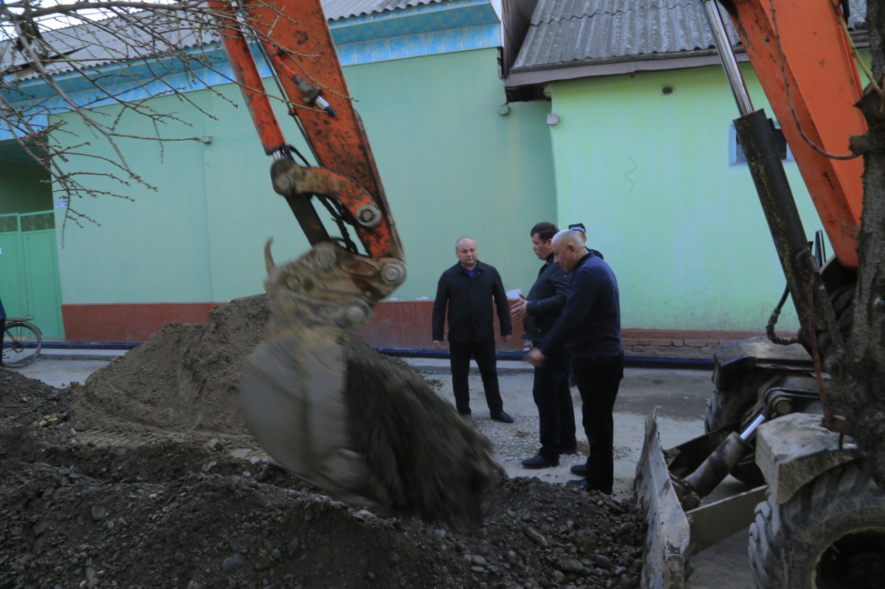 “Нурзиё” ҳамда «Сузоқовул» маҳалласида сув таъминоти яхшиланмоқда.